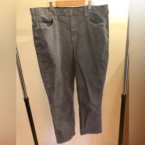 American Eagle Outfitters| Women’s grey Corduroy Mom jean super stretch| Size:18